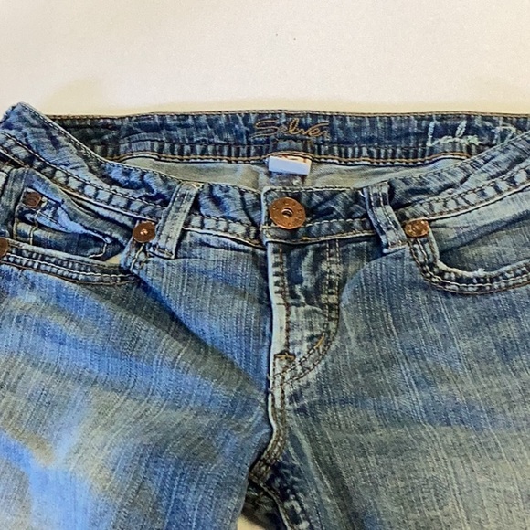 Silver Jeans. - Picture 3 of 7